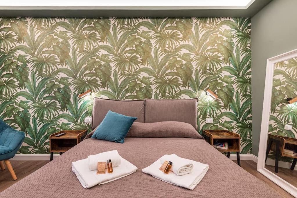 Jungle Suite Mood Behind Piazza Signoria Florence Exterior photo